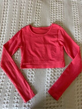 lululemon athletica Ribbed Long Sleeve (ebb to street long sleeve)